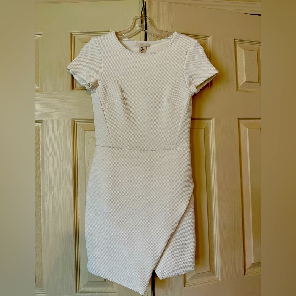 H&M - Beige Assymetrical Dress - Size 6